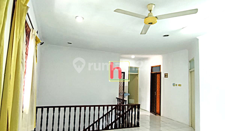 Spacious house in Muara Karang, 4 bedrooms.