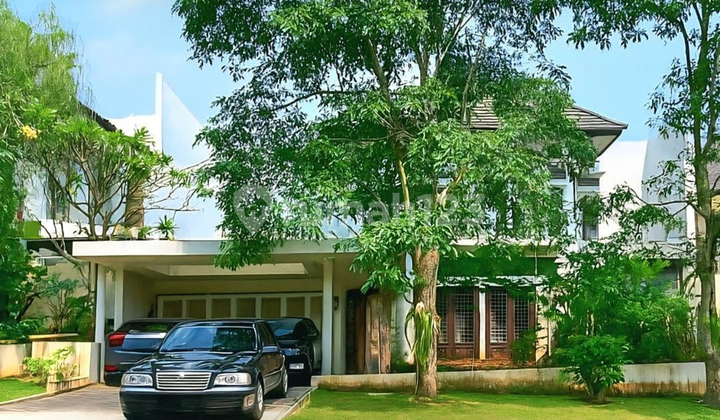 Rumah Terawat Dan Siap Huni, Dalam Komplek Besar.