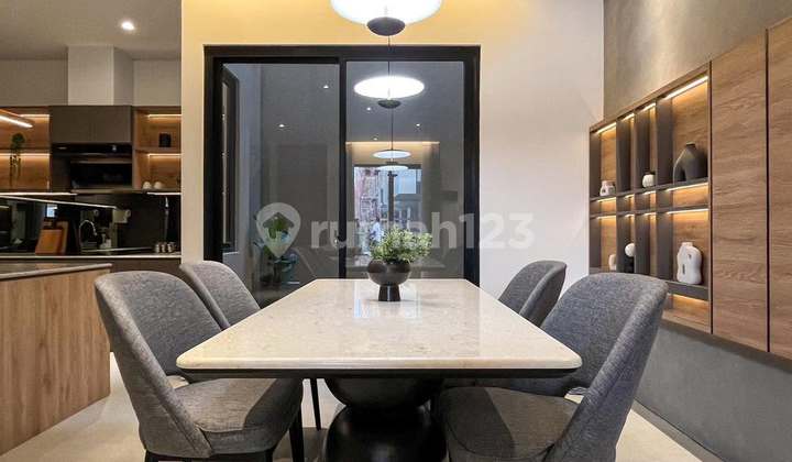 Townhouse Baru, Lokasi Sangat Strategis. 2