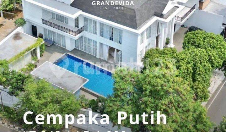 Rumah America Classic Fully Furnished di Cempaka Putih Jakarta Pusat 2