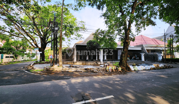 Rumah Usaha Siap Huni di Jl Merapi Gunung-gunung Malang 1