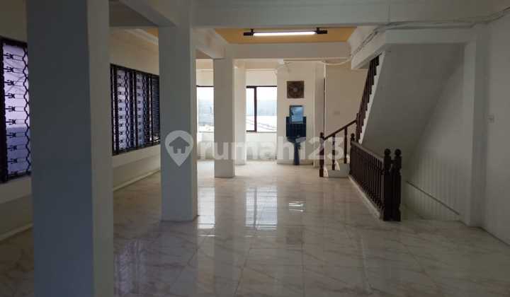 For Rent, Nice Shop House on Jalan Gunung Sahari Raya