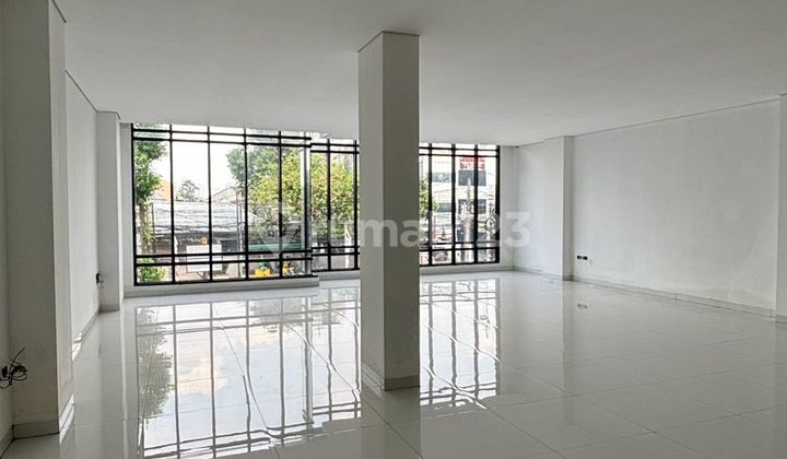 For Sale 5-Story Building on Dewi Sartika Street For Sale 5-Story Building on Dewi Sartika Street