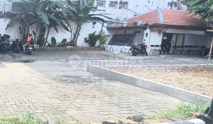 Disewa Tanah Depan Jalan di Utan Kayu Raya Disewa Tanah Depan Jalan di Utan Kayu Raya