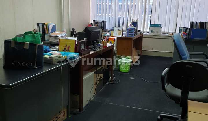 For Rent / For Sale Linked Shophouse In Pangeran Jayakarta For Rent / For Sale Linked Shophouse In Pangeran Jayakarta