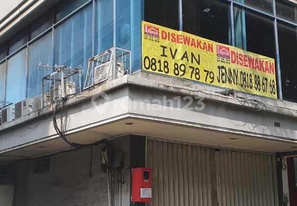 For Rent: Mitra Sunter Hoek Shop House For Rent: Mitra Sunter Hoek Shop House