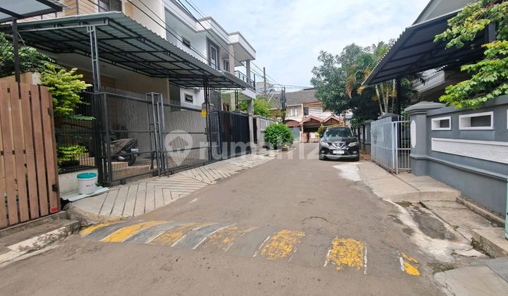 Dijual Rumah di Janur Kuning Kelapa Gading