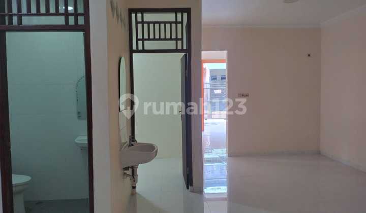 For Sale / For Rent Ready-to-Live-In House in Bisma Sunter Complex