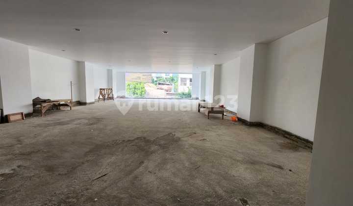 Disewa Ruko di Jalan H Agus Salim, Menteng