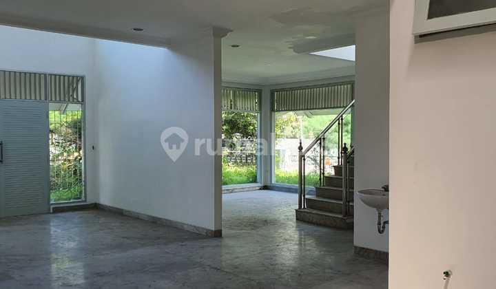 Dijual Rumah Hook Di Griya Inti Sentosa 