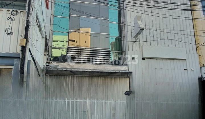 Disewa Ruko Jalan Sukarjo Wiryopranoto Gambir
