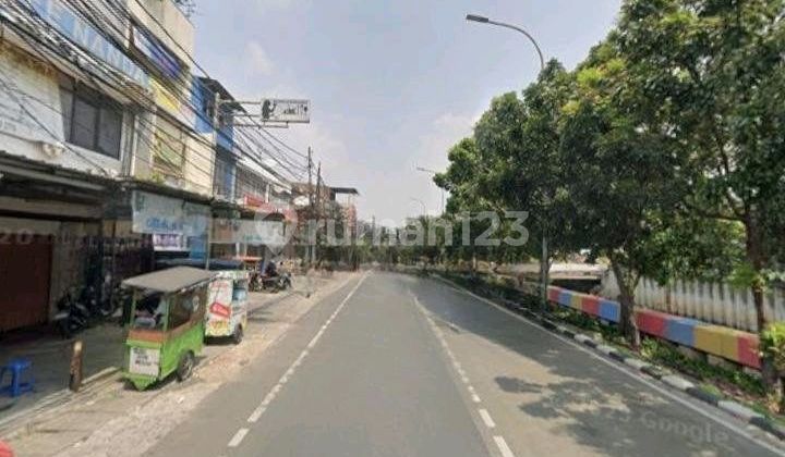 Dijual Ruko Jalan Raya di Utan Panjang Timur