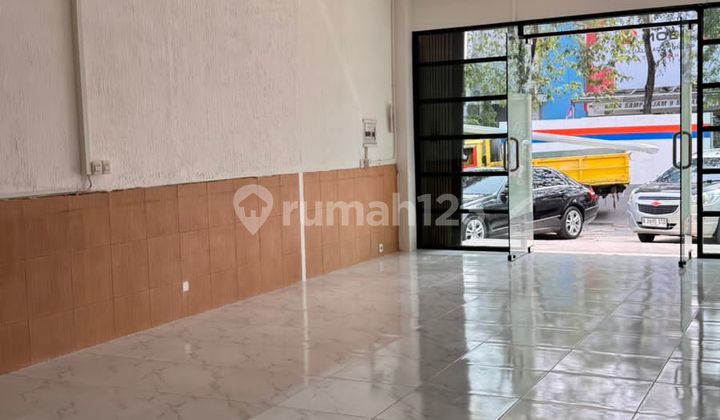 For Rent: Kelapa Gading Boulevard Road Shop House For Rent: Kelapa Gading Boulevard Road Shop House