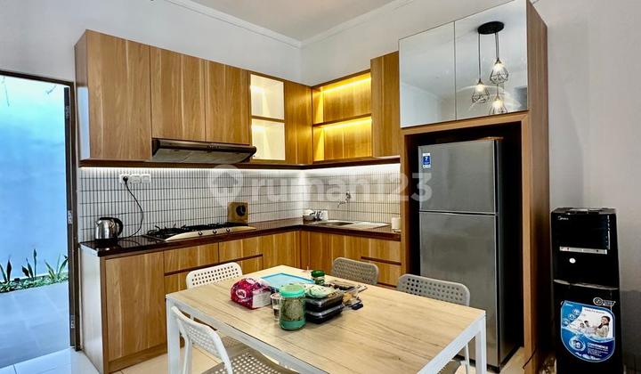 Rumah Bagus 2 Lt Full Renov Area Emerald Bintaro Sektor 9