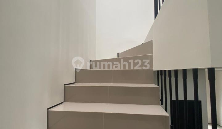 New 2-Story House in Bintaro Jaya Sector 5 Area 2