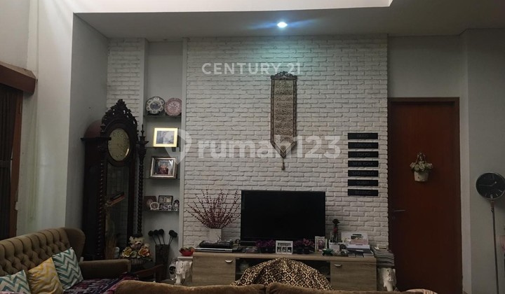 Dijual Rumah Bagus Strategis Siap Huni Di Pesanggrahan 2