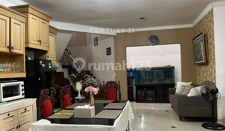 For Sale Nice Strategic House Ready Attractive Price In Pejaten. Jakse 2