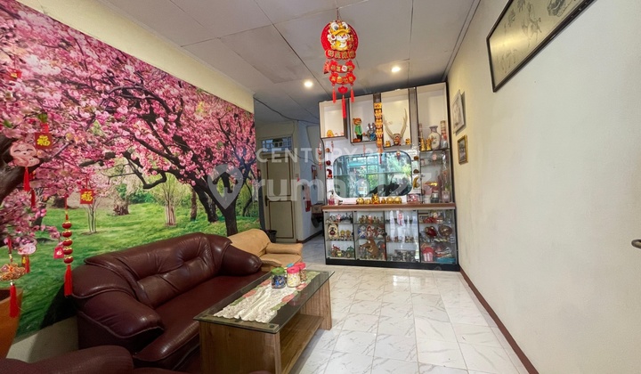 For Sale Nice Strategic Ready-to-Occupy House In Graha Raya Bintaro 2