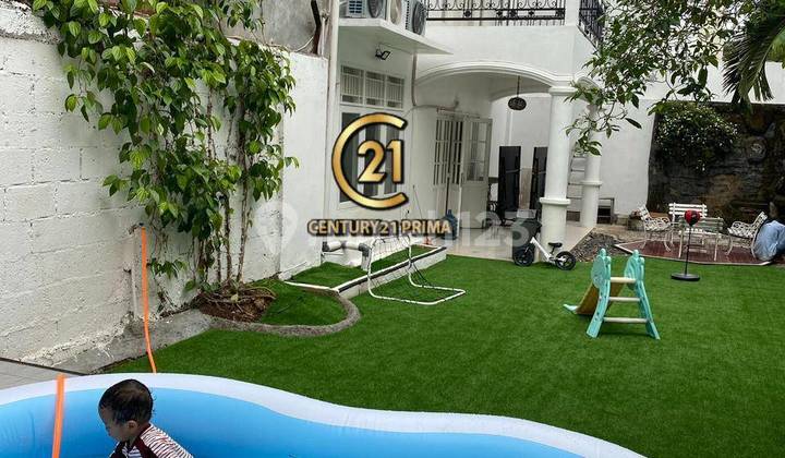 Nice House at an Attractive Price in Bintaro Sector 5