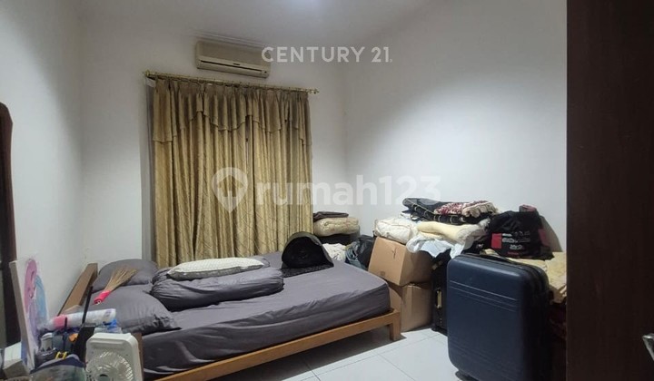 Dijual Rumah Strategis Harga Menarik di Bintaro Sektor 3A 2