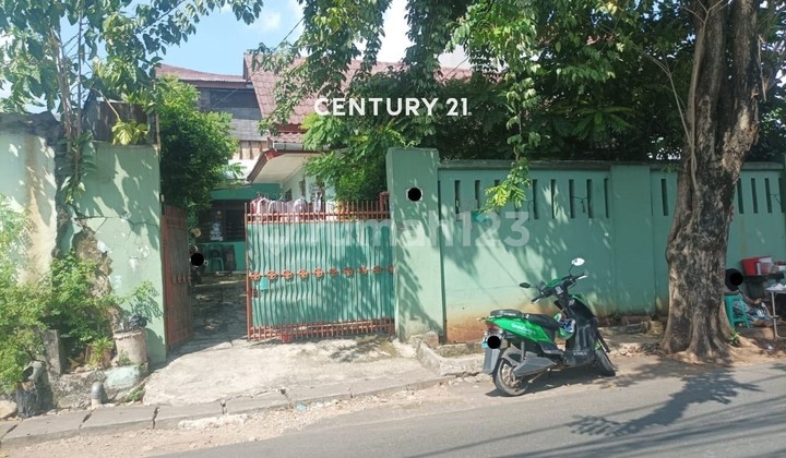 Dijual Rumah Strategis Harga Menarik di Petukangan Utara Dijual Rumah Strategis Harga Menarik di Petukangan Utara