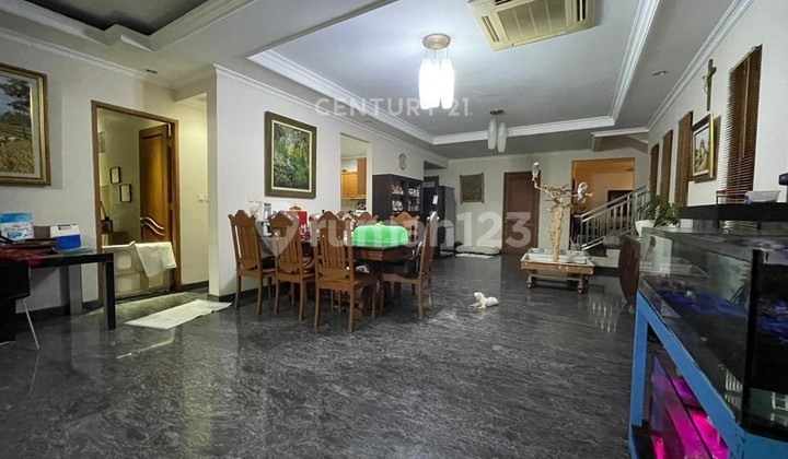 Strategic Modern House for Sale in Bintaro Sector 2 2