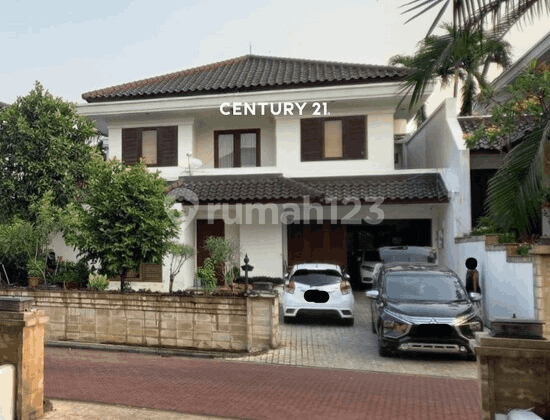 For Sale Strategic House in East Kemang, South Jakarta