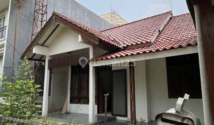 RUMAH 1 LANTAI YANG STRATEGIS DI KEMANG PRATAMA 2 BEKASI 1