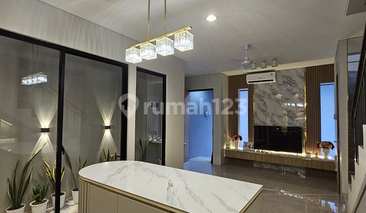 Rumah Full Furnished Z Living Grand Wisata Siap Huni Dekat Mall 2