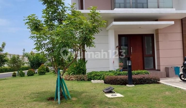 Rumah Hoek Cluster Burgundy Summarecon Bekasi Harga Murah SHM 2
