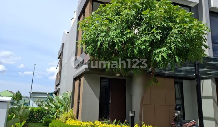 Rumah Hook Cluster Magenta Residence Summarecon Bekasi Siap Huni