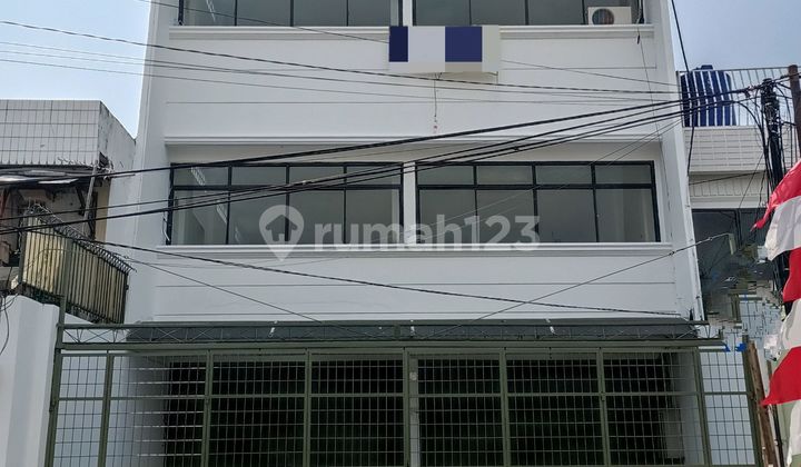 Ruko Gandeng Baru Renovasi 3 Lantai Cocok Untuk Usaha Di Pusat Bisnis Senen, Jakarta Pusat