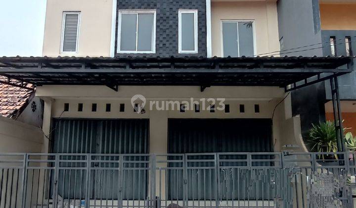 RUKO 3 LANTAI UNTUK USAHA DI SENEN, JAKARTA PUSAT 1