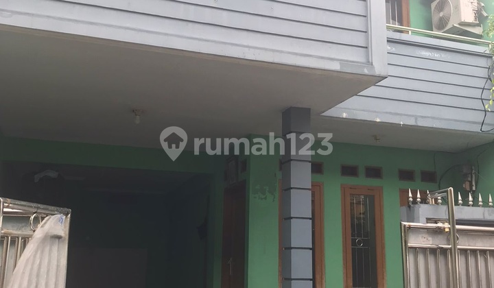 Rumah Rapih 2 Lantai Murah Di Kawasan Residential Cempaka Putih, Jakarta Pusat