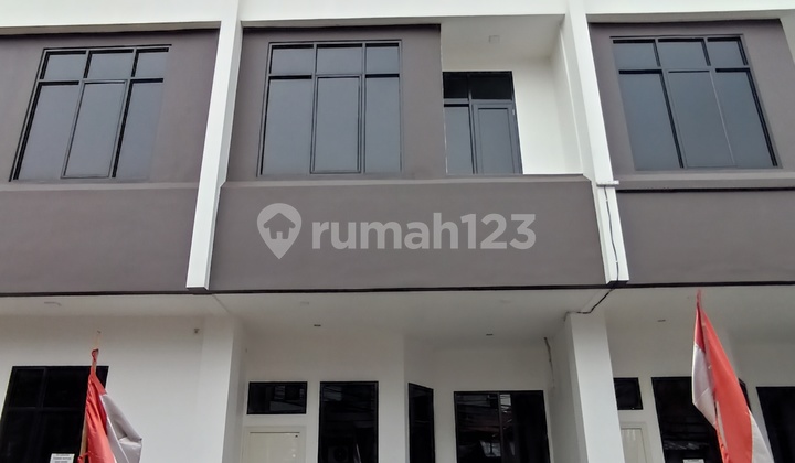 Rumah Semi Ruko Brand New 3 Lantai Di Kemayoran, Jakarta Pusat