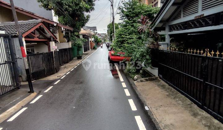 Rumah bagus 2,5 lantai di Cempaka Putih, Jakarta Pusat 2