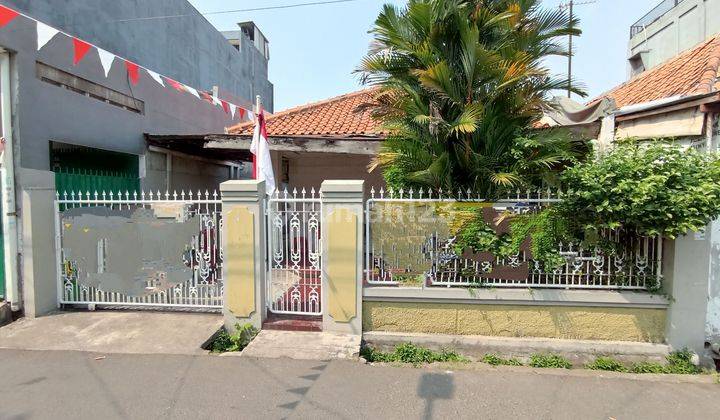 Rumah Standar 1,5 Lantai Di Senen, Jakarta Pusat 1