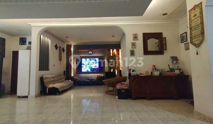 Rumah Bagus Asri 2 Lantai Di Kawasan Residential Cempaka Putih, Jakarta Pusat 2