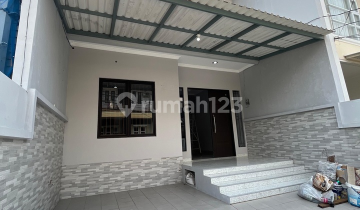 Nice 2-Story House in Kelapa Gading, North Jakarta Nice 2-Story House in Kelapa Gading, North Jakarta
