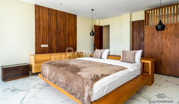 Disewakan Vila 6 Kamar Tidur Dekat Pantai Balangan Ya076 8
