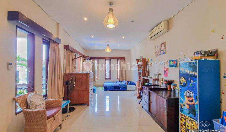 Spacious 5 Bedroom Villa Freehold for Sale and Rent in Bali Umalas Rf4293 2