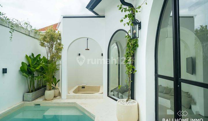 DIJUAL DENGAN HAK MILIK VILLA 3 KAMAR TIDUR BARU DI JANTUNG BERAWA BALI - RF2929 2