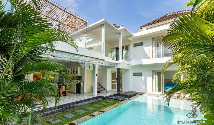 Dijual Vila 4 Kamar Tidur di Bali Seminyak Bhi820 2