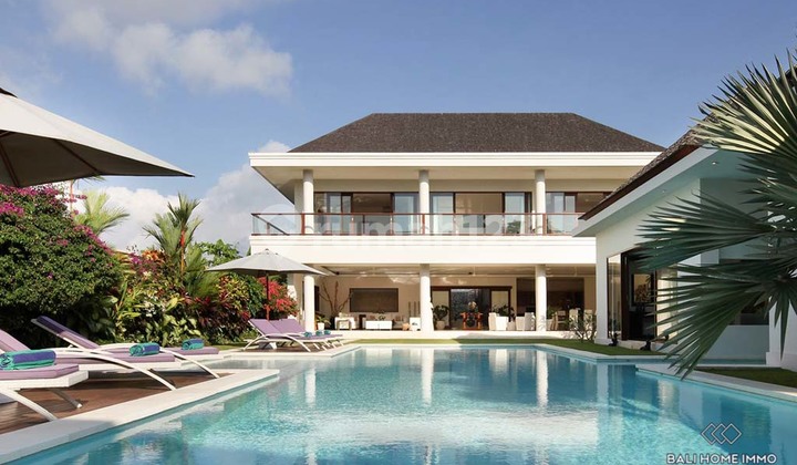 FOR SALE FREEHOLD 5 BEDROOM VILLA WITH SPACIOUS GARDEN IN CANGGU BATU BOLONG - BHI1317 2