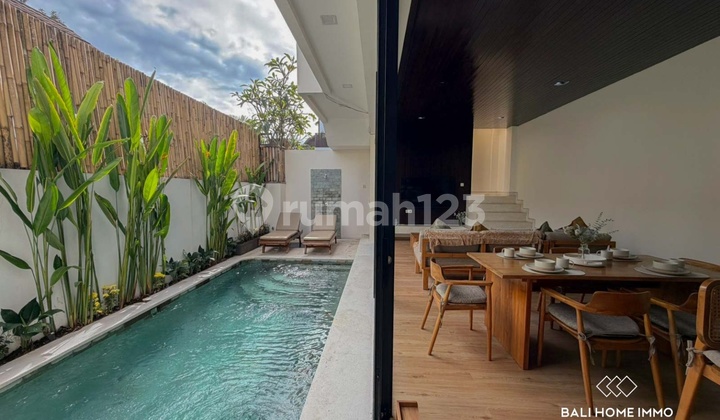 Villa Menawan with 3 Bedrooms for Sale and Rent in the Heart of Seminyak Bali - Rf9896