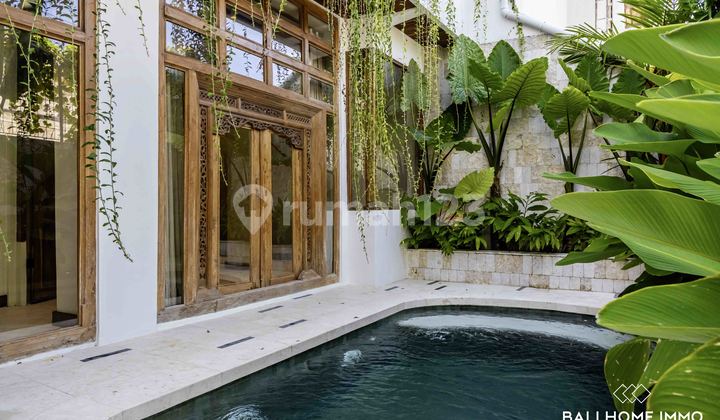 New 3 Bedroom Villa for Leasehold Sale in Berawa, Canggu, Bali - Rf6665a New 3 Bedroom Villa for Leasehold Sale in Berawa, Canggu, Bali - Rf6665a