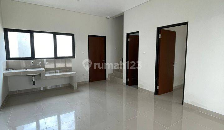 Disewakan Rumah Northbend2 Metland Puru 7x15 3 Lantai Etik Room 2