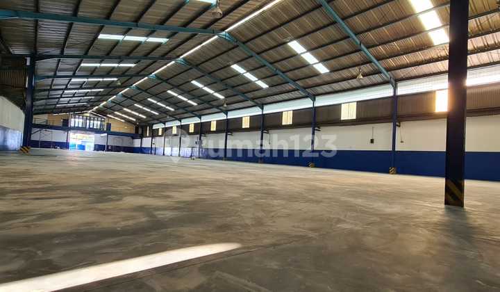 Disewakan Gudang Rawa Buaya Lt 2.100m2 Akses Kontainer 40feet Disewakan Gudang Rawa Buaya Lt 2.100m2 Akses Kontainer 40feet