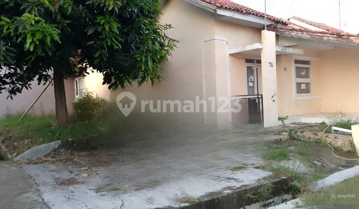 For Sale: Freehold House with Hook Position in Grand Rahayu Residence Housing Complex, Majalengka