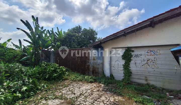 For Sale: Land and Building with SHM (Certificate) in Megu Cilik, Cirebon For Sale: Land and Building with SHM (Certificate) in Megu Cilik, Cirebon